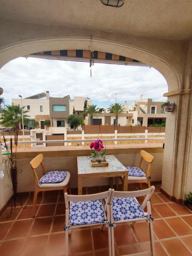 Casa De Buenos Dias Apartment Torrevieja Bagian luar foto