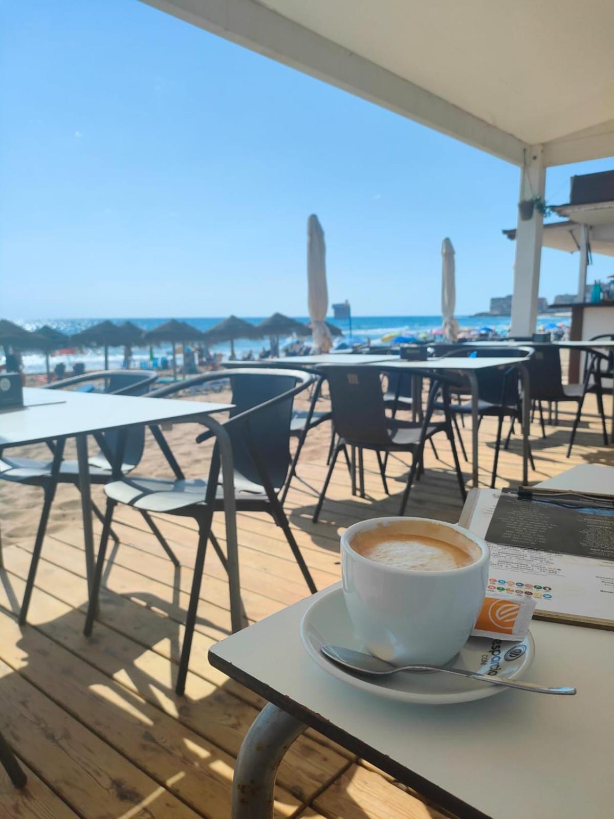 Casa De Buenos Dias Apartment Torrevieja Bagian luar foto